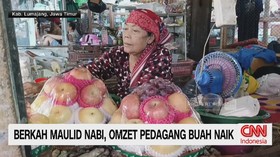 Berkah Maulid Nabi, Omzet Pedagang Buah Naik