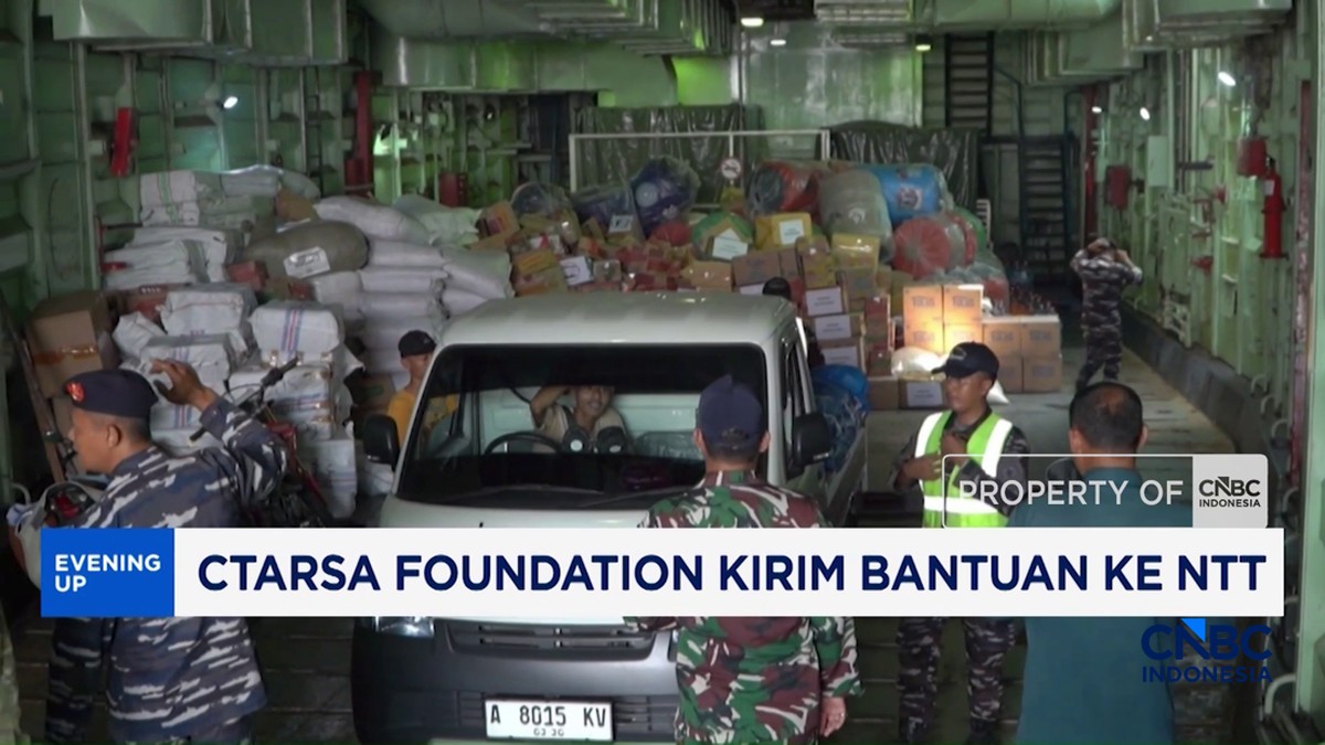 Video: CT Arsa Foundation Kirim Bantuan Ke NTT