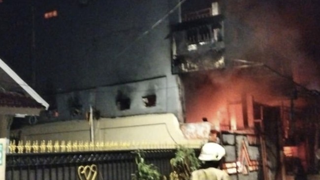 Kebakaran menyebabkan empat orang meninggal dari kebakaran rumah di Jalan Rasamala II RT 09/RW 1, Menteng Dalam, Tebet, Jakarta, Senin (24/8/2026). ANTARA/HO-Gulkarmat Jakarta Selatan