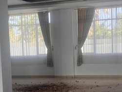 Ruang Rapat Paripurna DPRD Manggarai Barat Rusak Diguncang Gempa