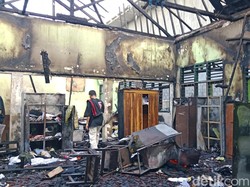 Korsleting Diduga Picu Kebakaran Asrama Santri di Lombok Timur, Rugi Rp 1,32 M