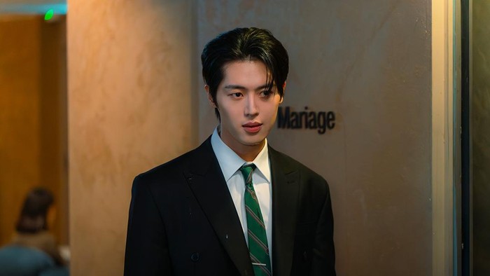Jadi Pengacara, Ini Potret Tampan Lee Joo Ahn di Drakor Baru A Love Other Than Yours
