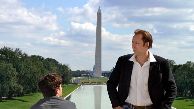 National Treasure merupakan film petualangan yang pertama kali dirilis pada 2004 dan disutradarai Jon Turteltaub, ditulis oleh Jim Kouf, Cormac Wibberley, dan Marianne Wibberley, serta diproduseri Jerry Bruckheimer.