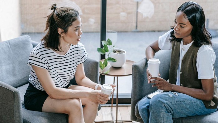 Orang yang self-centered akan menguras energimu