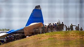 TNI AU buka suara soal insiden pesawat tempur Sukhoi Su-30 MK2 tergelincir di Lanud Sultan Hasanuddin.