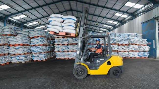PT Pupuk Indonesia (Persero) berhasil meningkatkan produktivitas padi di Desa Lumban Toruan, Kecamatan Lae Parira, Kabupaten Dairi, Sumatera Utara menjadi 12,3 ton per hektar atau dua kali lipat dibandingkan produktivitas sebelumnya yang mencapai 6 t