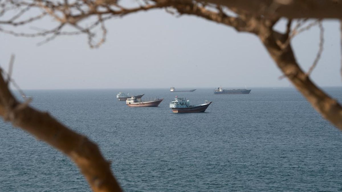 6 Bulan Perang, 20 Orang Tewas dalam 68 Insiden di Selat Hormuz