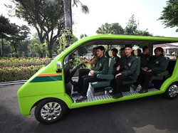 Manfaatkan Energi Bersih, Unissula Kembangkan Mobil Listrik