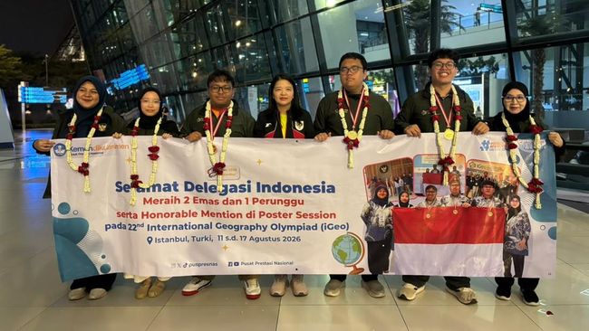 Masih dalam momentum memperingati 81 tahun Kemerdekaan Republik Indonesia, kabar membanggakan kembali datang dari perjuangan talenta muda Indonesia di ajang internasional. Murid Indonesia berhasil meraih dua medali emas, satu medali perunggu, dan hon