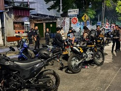 Brimob Polda Patroli di Jaktim, Amankan 2 Motor Pemuda Tak Bersurat Lengkap