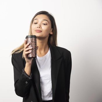 7 Manfaat Mengejutkan Minum Kopi Tanpa Gula, Termasuk Turunkan Berat Badan?