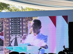 Guyon Bahlil di Bali: Presiden Ketum Gerindra, Peresmian PLTS di Kandang Merah