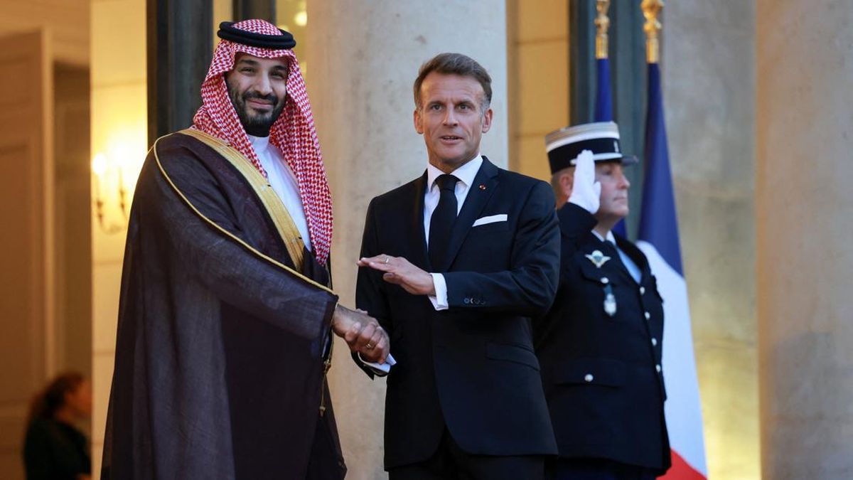 MbS Temui Macron di Paris, 4 Kesepakatan Kerja Sama Ditandatangani