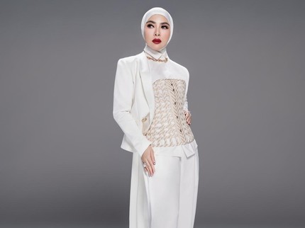 Syahrini Kembali Rilis Lagu Usai 6 Tahun Vakum & Punya Anak, Intip Potretnya