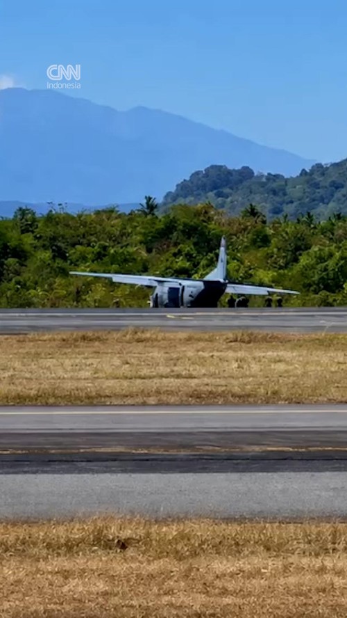 Penampakan Pesawat Cassa TNI Tergelincir di Bandara Hasanuddin