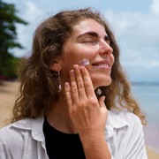 Sederet Alasan Tinted Sunscreen Lebih Unggul untuk Lindungi Kulit
