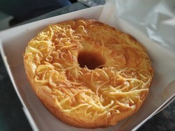 Resep Bolu Tape Keju yang Empuk Wangi dan Moist, Dijamin Gak Seret!