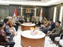 DPR Serap Aspirasi FAGRI dan Dorong Kepastian Status Guru Non-ASN