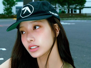 Kalau kamu fans K-Pop sejati, mungkin kamu tahu bahwa ada satu lagi grup K-Pop generasi ke-5 yang baru saja debut. Ya, perkenalkan, nama rookie (pendatang baru) tersebut ialah TUIDE, terinspirasi oleh frasa &lsquo;Tune the Tide&rsquo;. / Foto: x.com/TUIDE_official