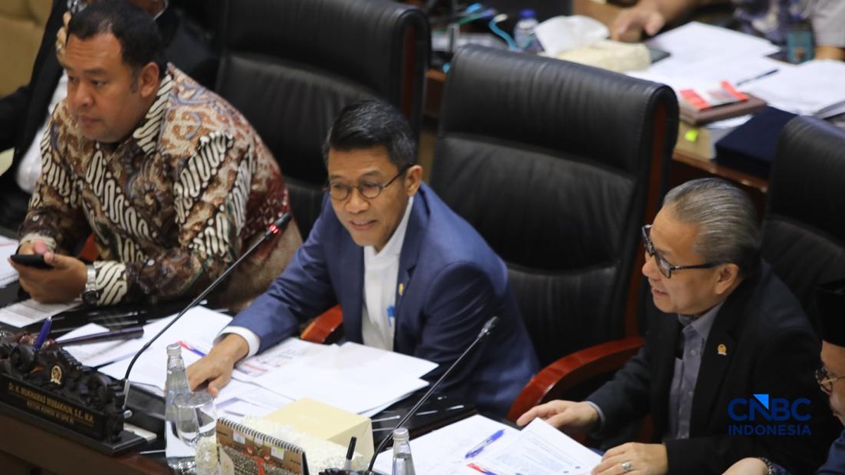 Ketua Komisi XI DPR Buka Suara Soal Pemblokiran Rekening Botok Pati