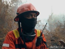 55 Hari Budiono Bertaruh Nyawa Demi Padamkan Karhutla di Kalbar