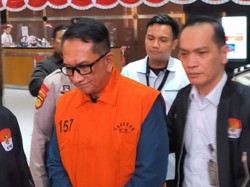 KPK Tahan Pejabat Bea Cukai Gatot Heroe Terkait Kasus Suap Impor