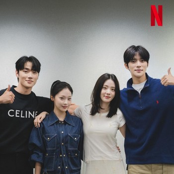 Potret Moon Sang Min hingga Shin Si Ah di Pembacaan Naskah Drakor No Crushing Allowed