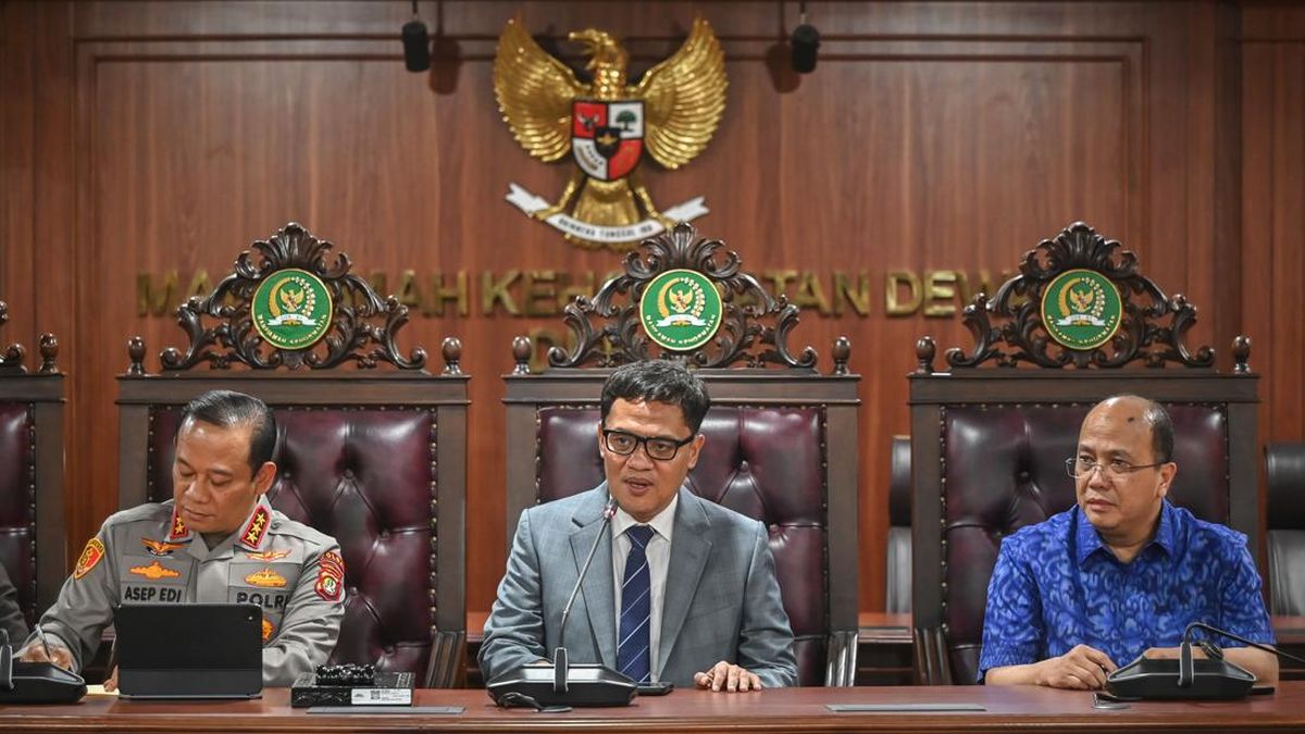 DPR Angkat Suara soal Pemblokiran Rekening Botok Aktivis Pati