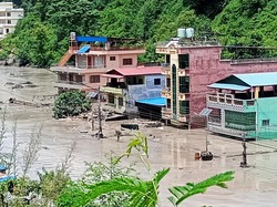 Banjir Bandang Dahsyat Terjang Nepal, 8 Orang Tewas