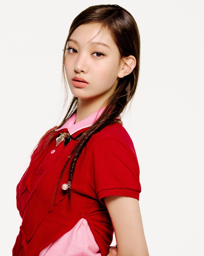 Sebelum diumumkan sebagai personel pada 20 Juli 2026 dan resmi debut bersama TUIDE pada Senin, (24/8) lalu, Seoyeon dulunya sempat bergabung dengan PLEDIS Entertainment sebagai seorang trainee lho, Beauties! / Foto: x.com/TUIDE_official