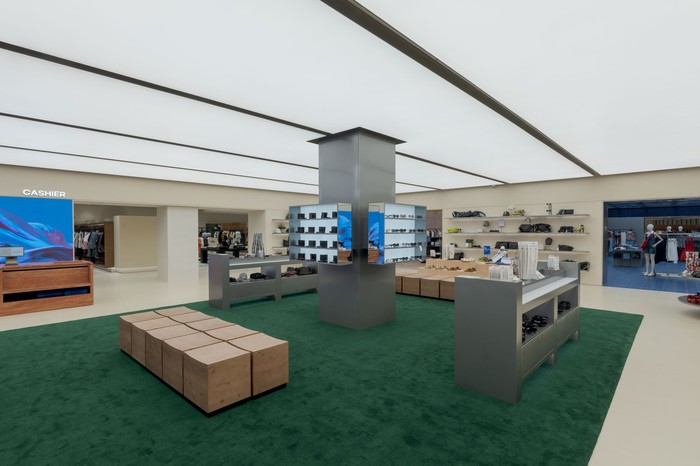 URBAN REVIVO Hadir di Indonesia, Buka Flagship Store Pertama di Senayan City Jakarta