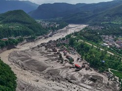 Video Rekaman Dahsyatnya Banjir Bandang Sapu Nepal