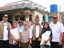 BULOG-Bapanas Salurkan Bantuan Pangan ke 1,24 Juta PBP di Lampung