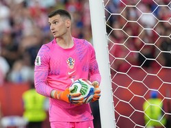Barcelona Datangkan Kiper Timnas Kroasia