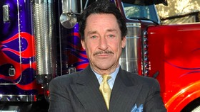 Peter Cullen. Dok Peter Cullen