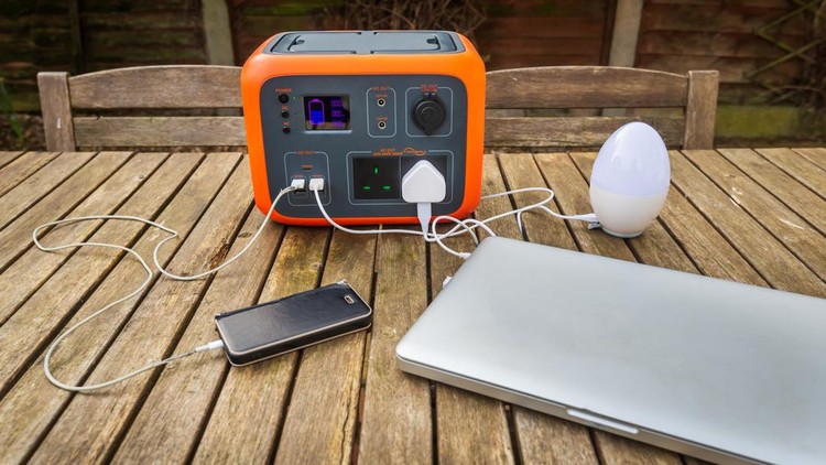 Ilustrasi portable generator