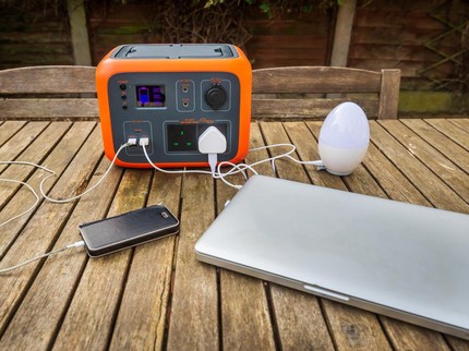 5 Rekomendasi Portable Solar Generator untuk Cadangan Listrik di Rumah