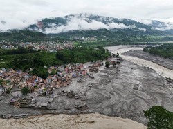 Video dari Udara: Jejak Kehancuran kala Banjir Bandang Sapu Nuwakot Nepal