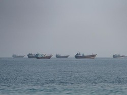 Negosiasi Iran-Oman Wacanakan Larangan Kapal Militer Lewati Hormuz