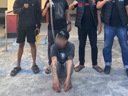 Lansia di Bantaeng Dibacok Saat Lerai Cekcok Pemuda dengan Ayah Tiri
