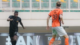 Dewa United vs Brisbane Roar. Dok Dewa United