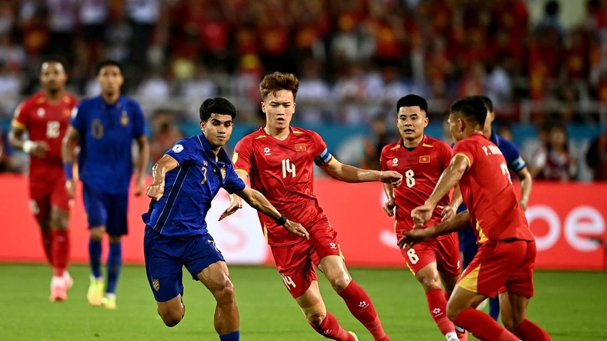 Timnas Vietnam mempertahankan gelar juara Piala AFF 2026 setelah menang agregat 4-2 atas dalam pertandingan final di Stadion My Dinh, Rabu (26/8).