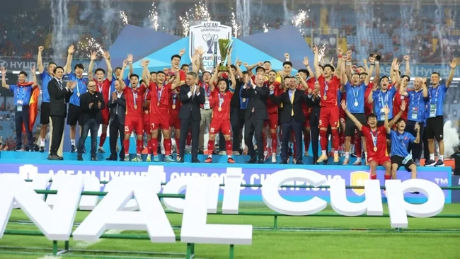 Vietnam juara Piala AFF 2026 setelah bermain imbang 2-2 melawan Thailand pada leg kedua Piala AFF 2026 di Hanoi, Rabu (26/8). Hasil ini membuat Vietnam juara dengan agregat 4-2. (Dok ASEAN United)