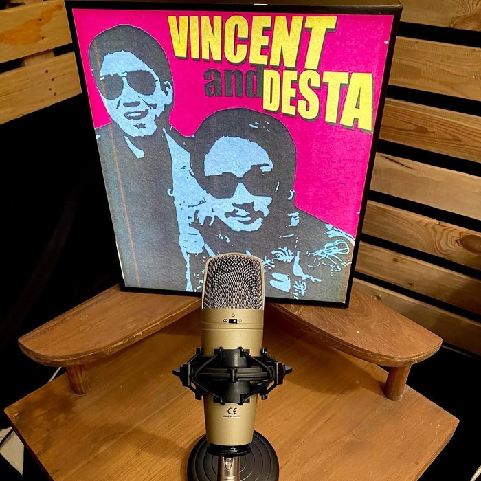 Perjalanan persahabatan Vincent dan Desta yang telah 30 tahun lebih bersama