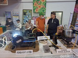 Keren! Warga Sukamiskin Bandung Ubah Jelantah Jadi Listrik
