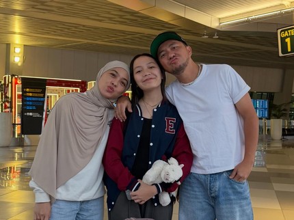 Keren! Btari Anak Omesh & Dian Ayu Berhasil Sabet 3 Medali di Kompetisi Debat Internasional