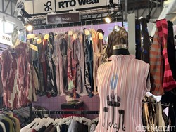 Bazar Locapop di AEON Tanjung Barat: 80 Brand Lokal Diskon Hingga 75%