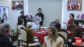 Megawati Soekarnoputri dan Presiden Timor Leste inisiasi pertemuan ilmuwan dunia di Jakarta. Diskusi fokus pada sains untuk solusi tantangan global.