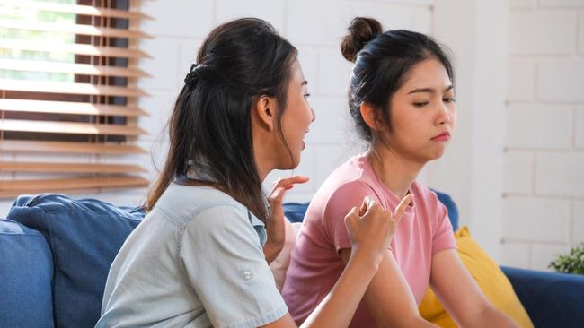 7 Ciri Kepribadian Orang yang Terlalu Sering Mengatakan "Maaf", Bunda Perlu Tahu