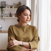 5 Cara Mengenali Perempuan yang Sudah Melewati Banyak Kesulitan dari Sikapnya